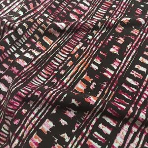 Merona Tops - Pink multi color design sleeveless blouse Merona Tops - Pink multi color design sleeveless blouse